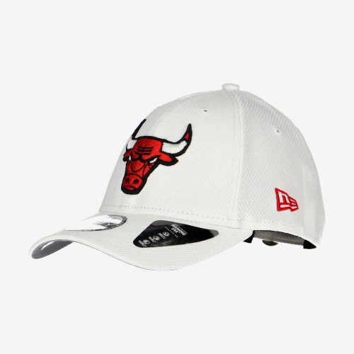 NEW ERA NBA CHICAGO BULLS DIAMOND ERA 9FORTY ADJUSTABLE STRAPBACK CAP WHITE