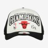 NEW ERA CHICAGO BULLS LEAGUE CHAMPIONS TRUCKER BLACK