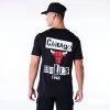 New Era Chicago Bulls Newspaper Graphic Tee Black M