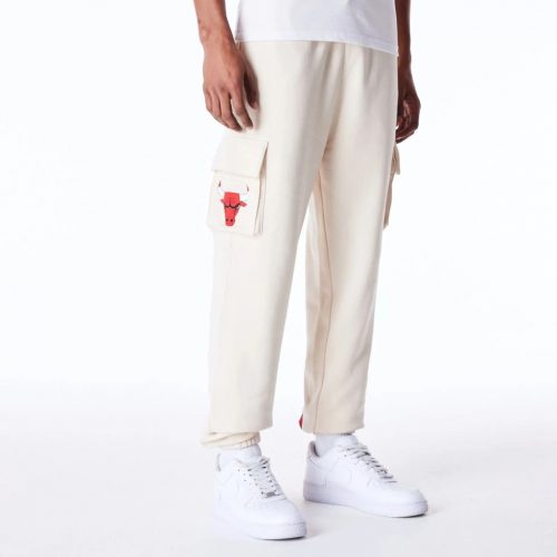 New Era NBA Chicago Bulls Wordmark Fleece Cargo Joggers White L