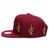 Mitchell & Ness Multi Logo Snapback Cleveland Cavaliers BURGUNDY