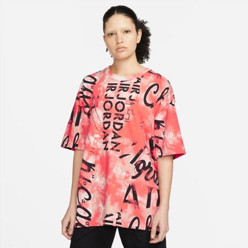 JORDAN WOMENS HERITAGE OVERSIZE AOP TEE BRIGHT CRIMSON/BLACK