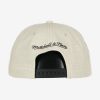 MITCHELL & NESS BROOKLYN NETS CUT AWAY SNAPBACK OFF WHITE