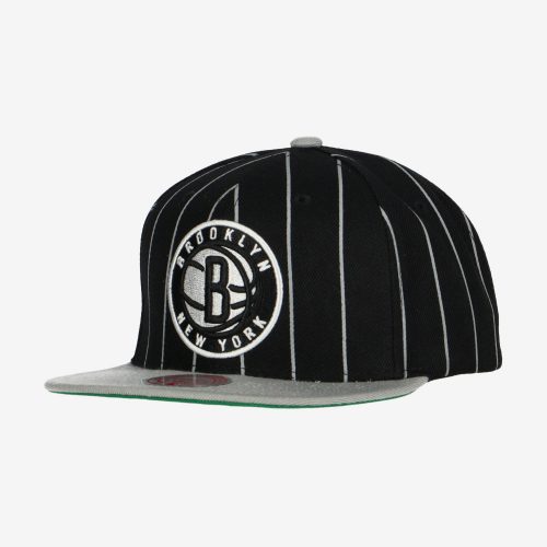 MITCHELL & NESS BROOKLYN NETS TEAM PIN SNAPBACK Black