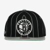 MITCHELL & NESS BROOKLYN NETS TEAM PIN SNAPBACK Black