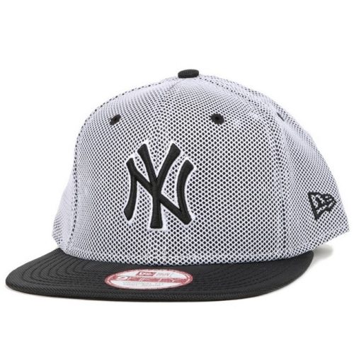 New Era Nylon Mesh 950 Cap New York Yankees BLACK/WHITE